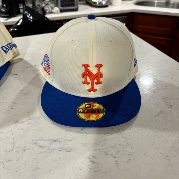 New Era Other - New York Mets World Series 1986 New Era 59FIFTY Fitted Hat RETRO Cream SZ 7 3/4